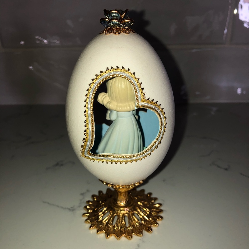 Egg - Picture 2 of 3